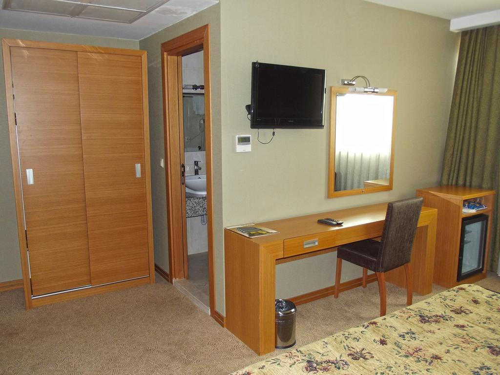 Pinar Elite Hotel Adana Rom bilde