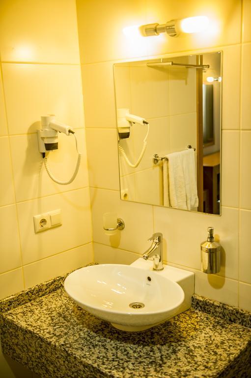 Pinar Elite Hotel Adana Rom bilde