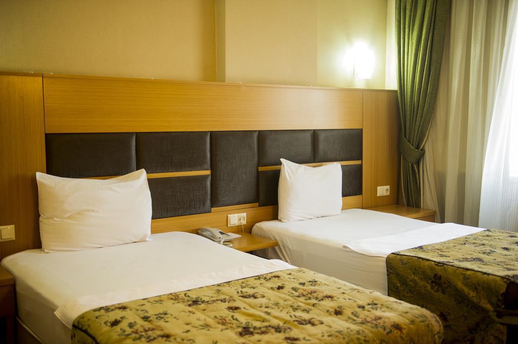 Pinar Elite Hotel Adana Rom bilde