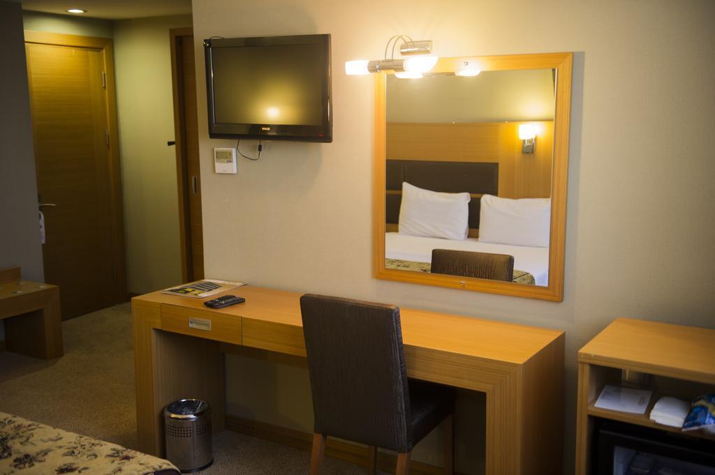 Pinar Elite Hotel Adana Rom bilde