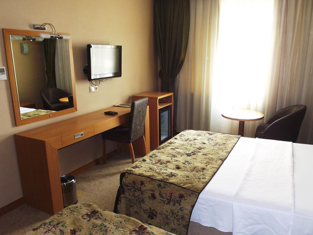 Pinar Elite Hotel Adana Rom bilde