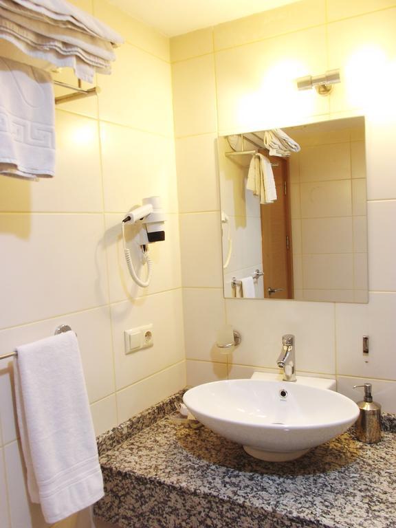 Pinar Elite Hotel Adana Rom bilde